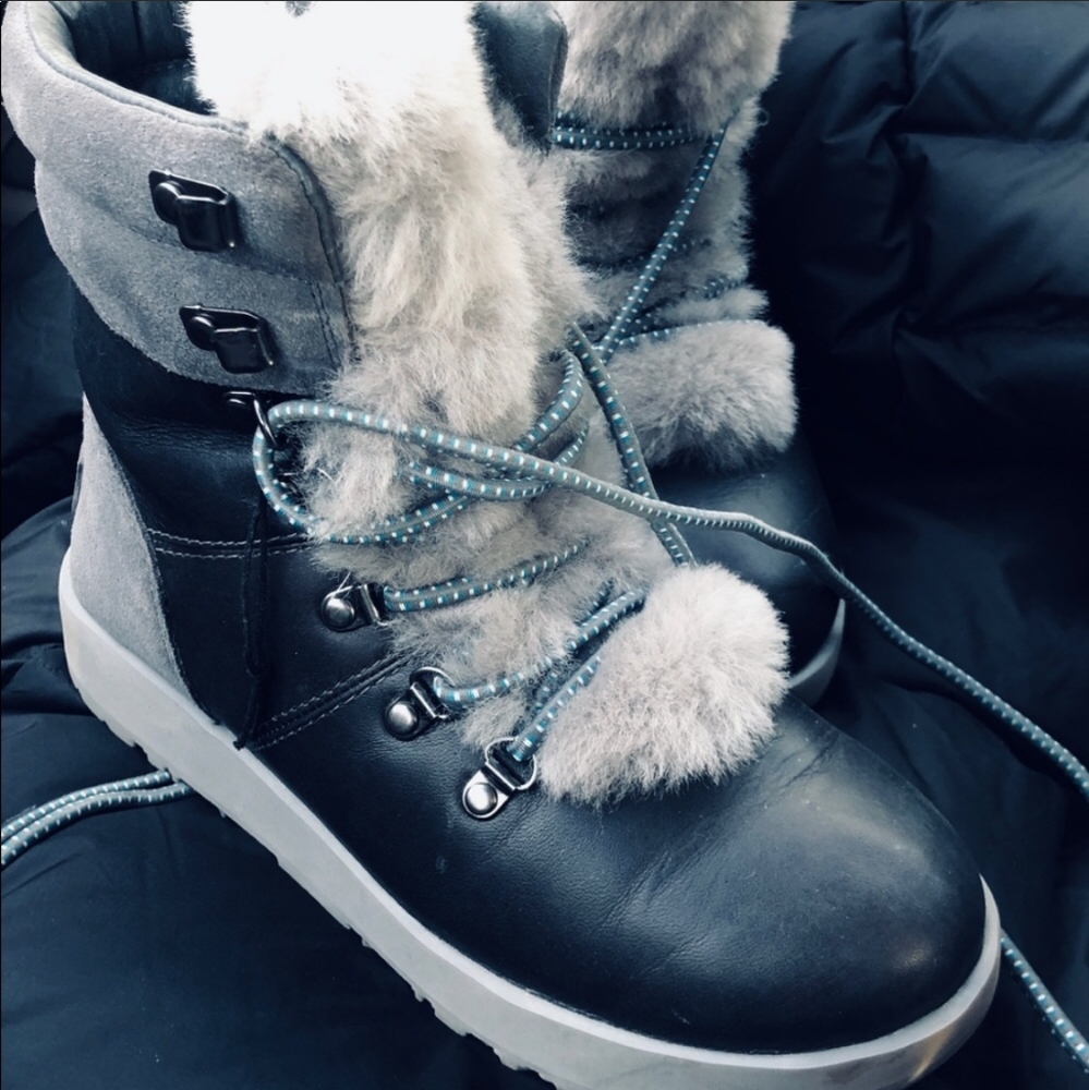 Ugg Boots SOLD - Picture 1 of 3
